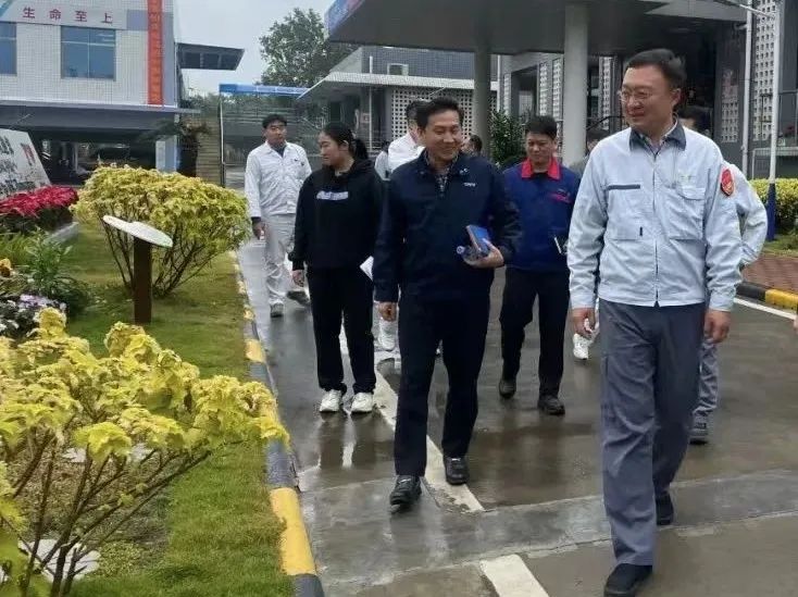 火炬工業集團園區工會互訪活動圓滿舉行